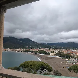 Silent Bay Apartment